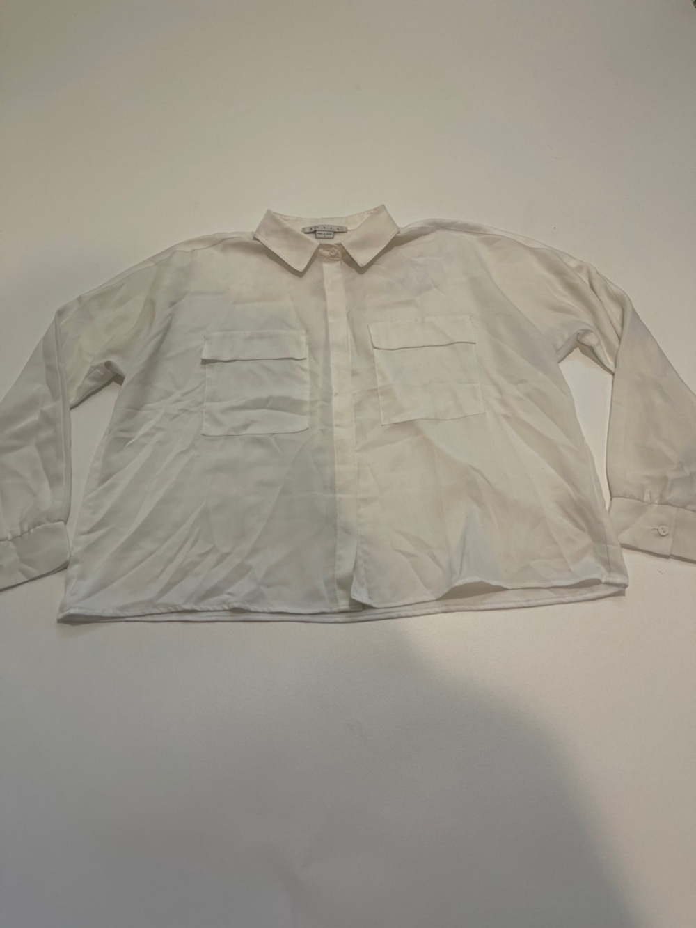 Achro White Women's Relaxed Button-Down Shirt with Chest Pockets